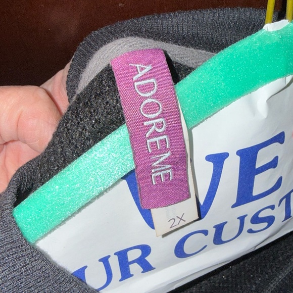 Adore Me Shimmer Gray/black Sweater with Ribbon Detail 2X - Picture 5 of 7